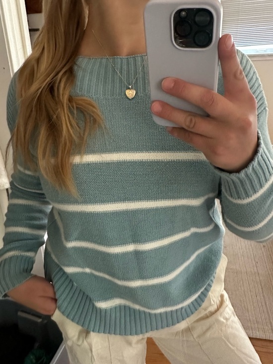 Sweaters - Women's Mint Green & White Knit Sweater  size medium